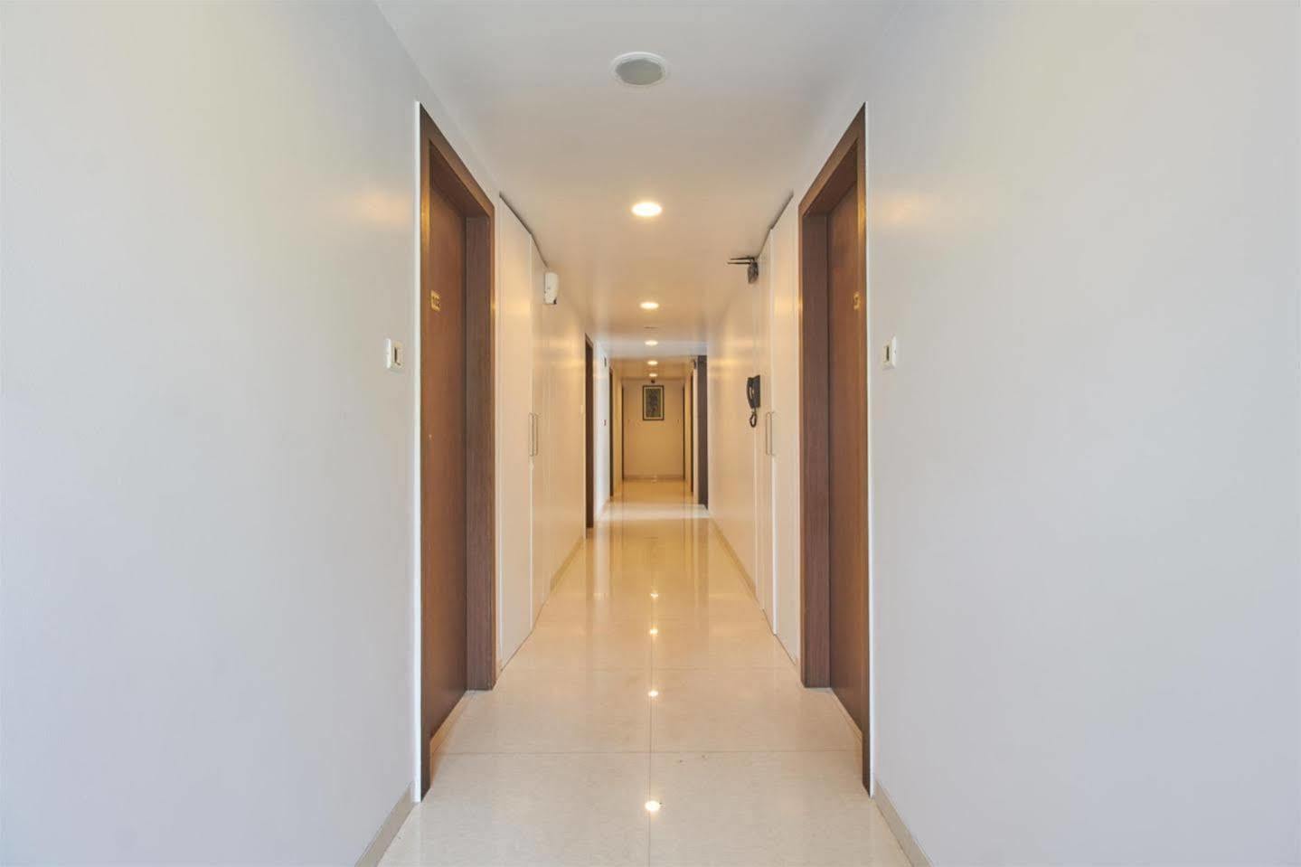 Hotel Adi Nagpur Exterior photo